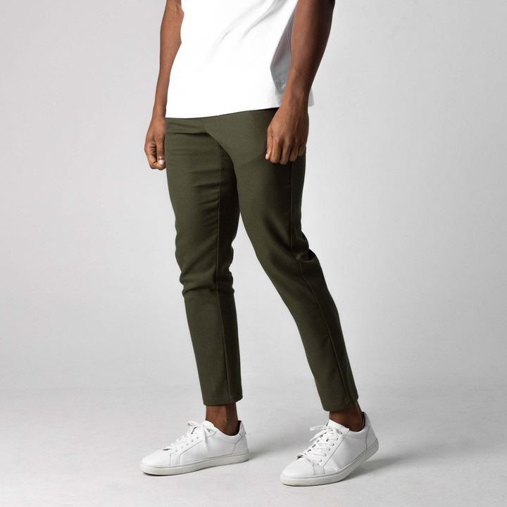 40 RULE™ | ACTIVE CHINOS