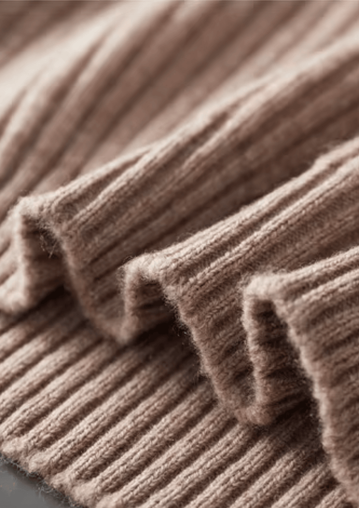 MERINO WOOL RIBBED HENLEY SWEATER